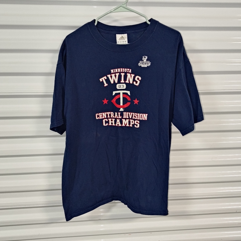 Vtg Adidas 2003 Minnesota Twins Central Division Champs Short Sleeve T-shirt L